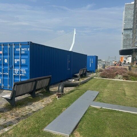 Visual van geleverde unit bij Pleinbioscoop Rotterdam door Custom Rent